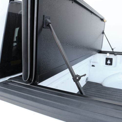 silverado-1500-gmc-sierra-1500-tri-fold-tonneau-cover-2014-2022-tonneau-covers-truck2go-645247_570x570_crop_top